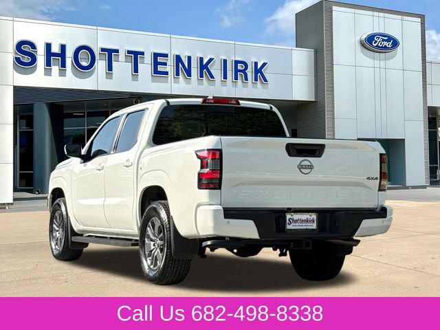 Used 2025 Nissan Frontier SV w/ Tow Package AWD/4WD image 6