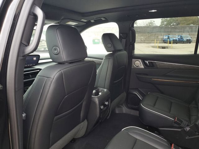 New 2026 Buick Enclave Avenir w/ Super Cruise Package FWD image 10