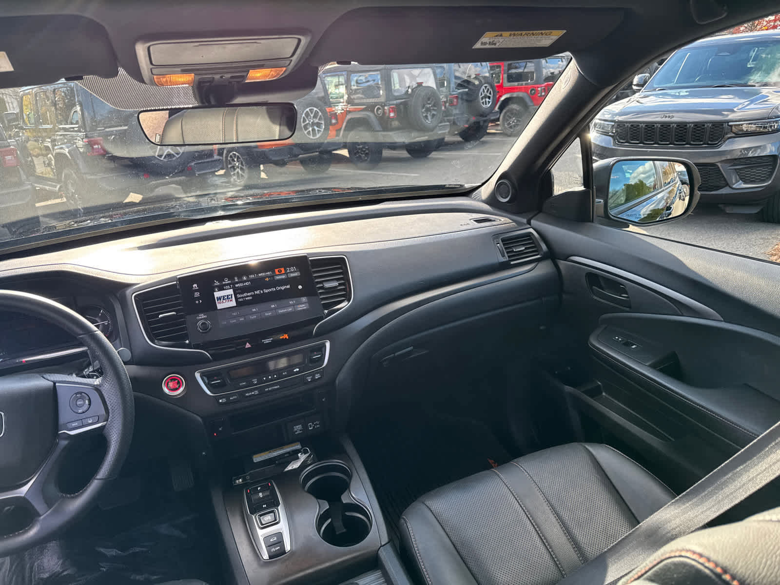 Used 2023 Honda Passport TrailSport image 36