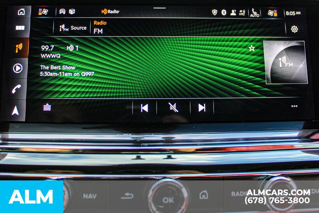 Used 2023 Bentley Bentayga image 37