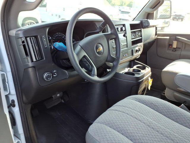 New 2026 Chevrolet Express 3500 w/ Power Convenience Package RWD image 5