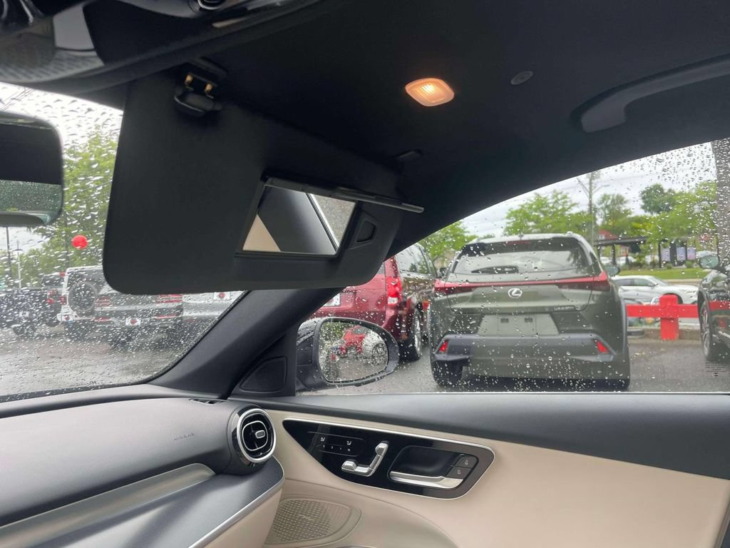 Used 2025 Mercedes-Benz C 300 4MATIC Sedan image 30