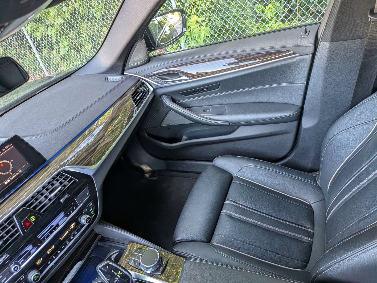 Used 2020 BMW M550i xDrive AWD/4WD image 15