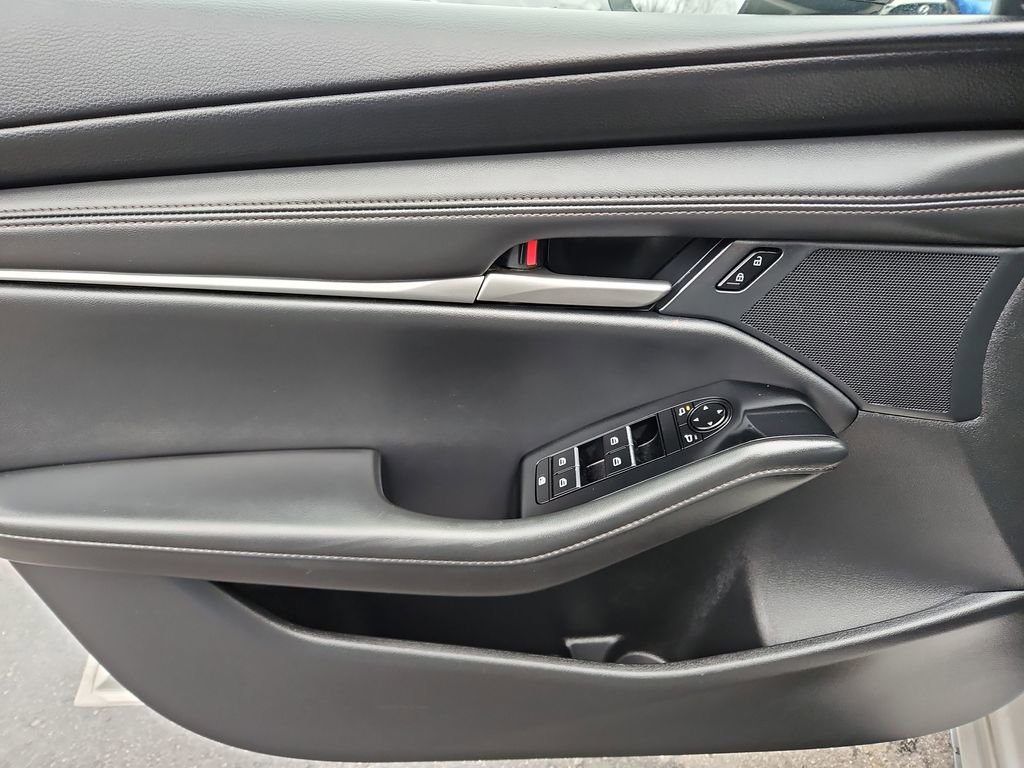 Used 2024 MAZDA MAZDA3 s image 22