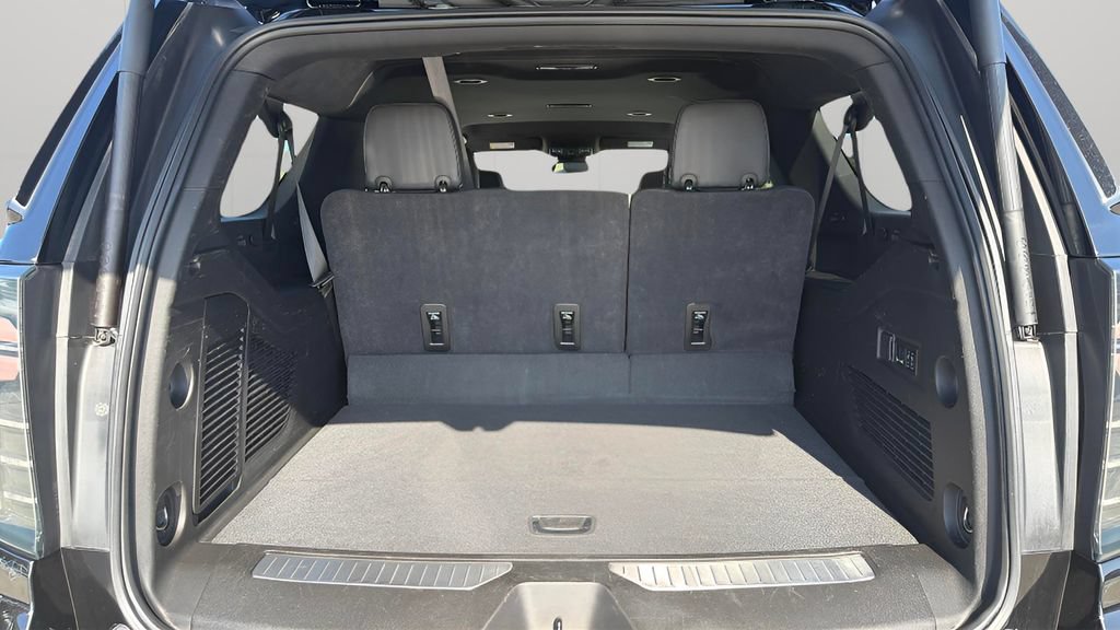 Certified 2025 Chevrolet Suburban Premier AWD/4WD image 29