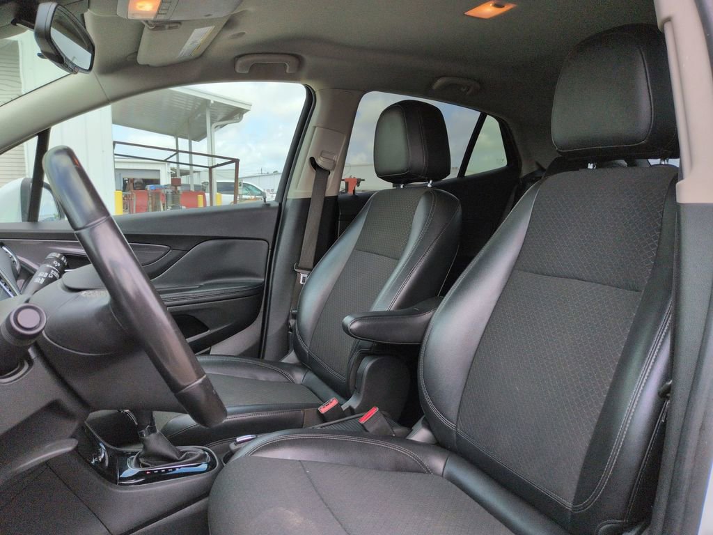 Used 2019 Buick Encore Preferred image 29