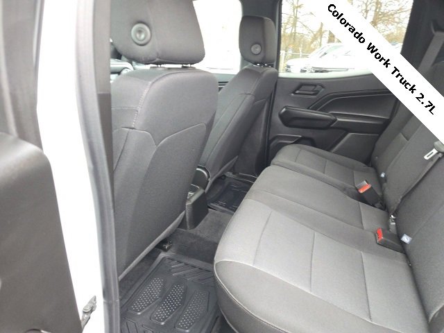 Used 2024 Chevrolet Colorado W/T image 11