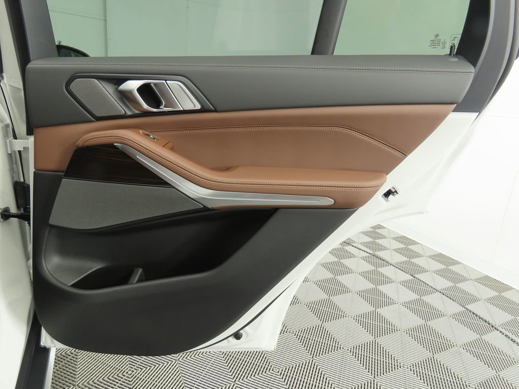 Certified 2026 BMW X5 sDrive40i w/ Premium Package RWD image 29