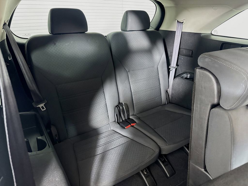 Used 2016 Kia Sorento LX w/ LX Convenience Package image 29