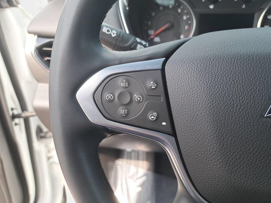 Used 2023 Chevrolet Traverse LT AWD/4WD image 19