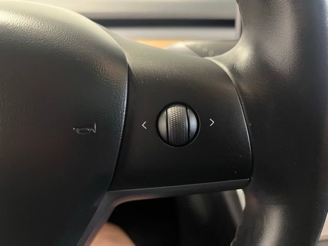 Used 2019 Tesla Model 3 Long Range image 25