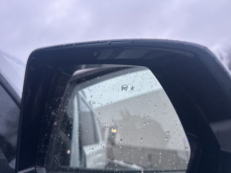 Used 2021 Chevrolet Suburban RST w/ Luxury Package image 58