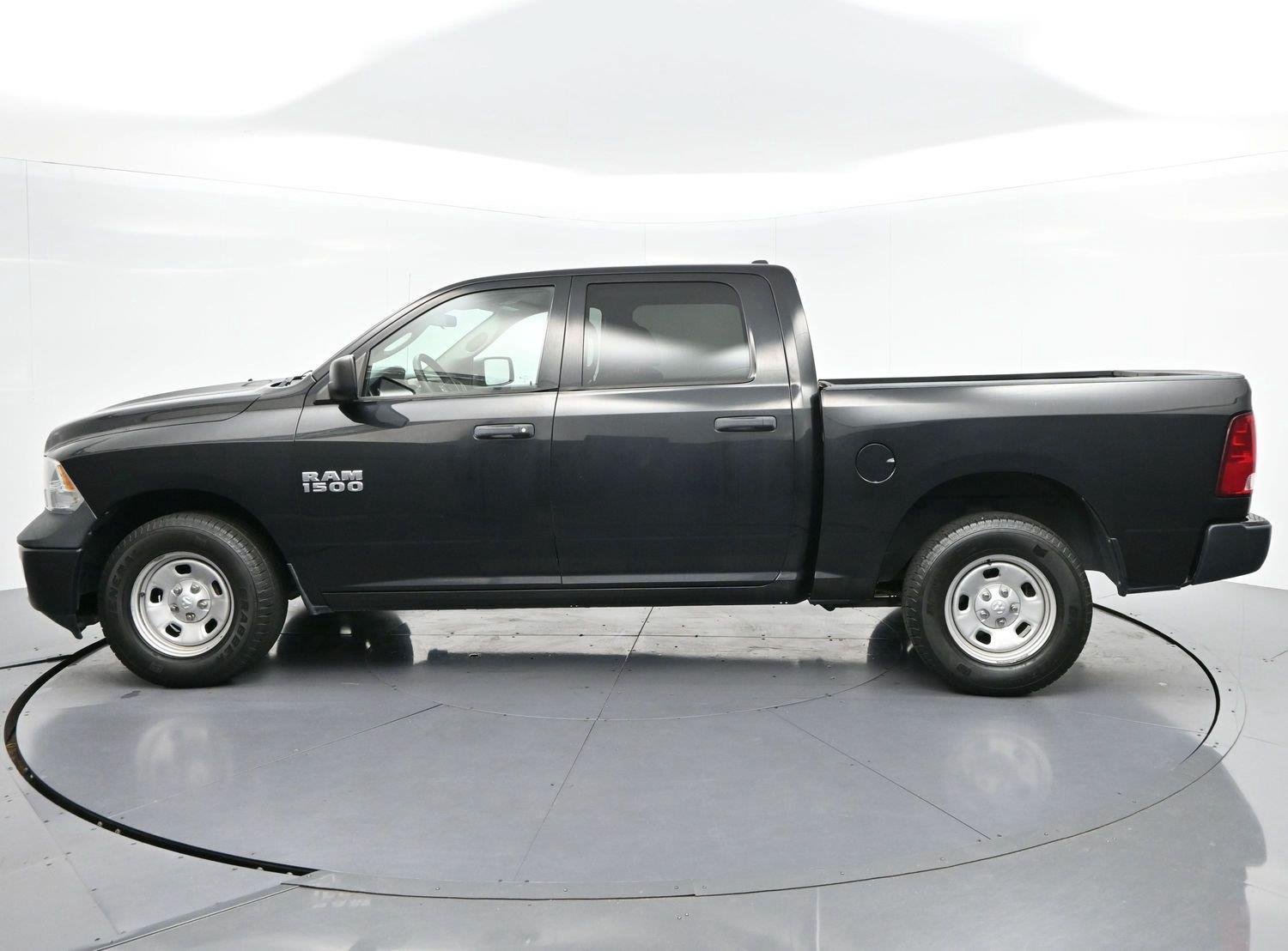 Used 2018 RAM 1500 Tradesman w/ Popular Equipment Group RWD image 5