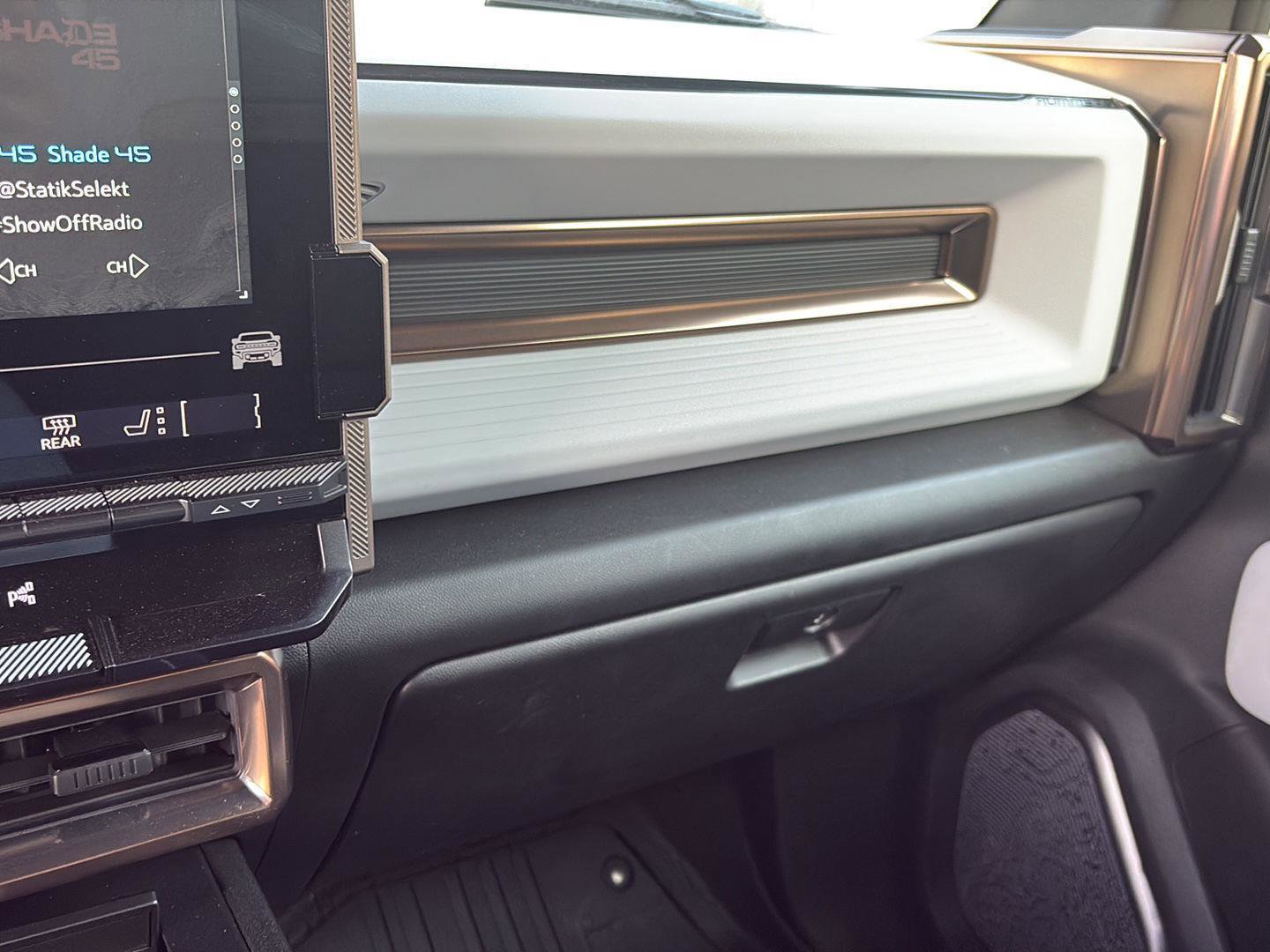 Used 2025 GMC Hummer EV 3X w/ LPO, Cargo Utility Package image 20