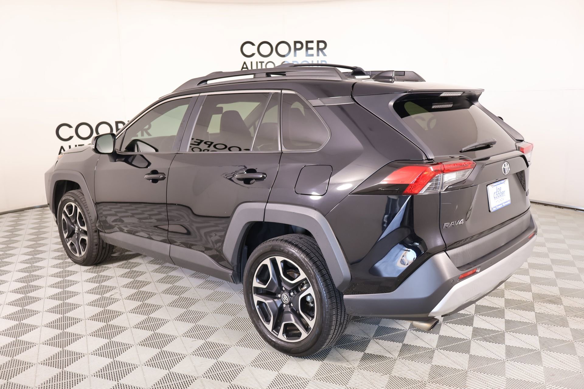 Used 2019 Toyota RAV4 Adventure image 22