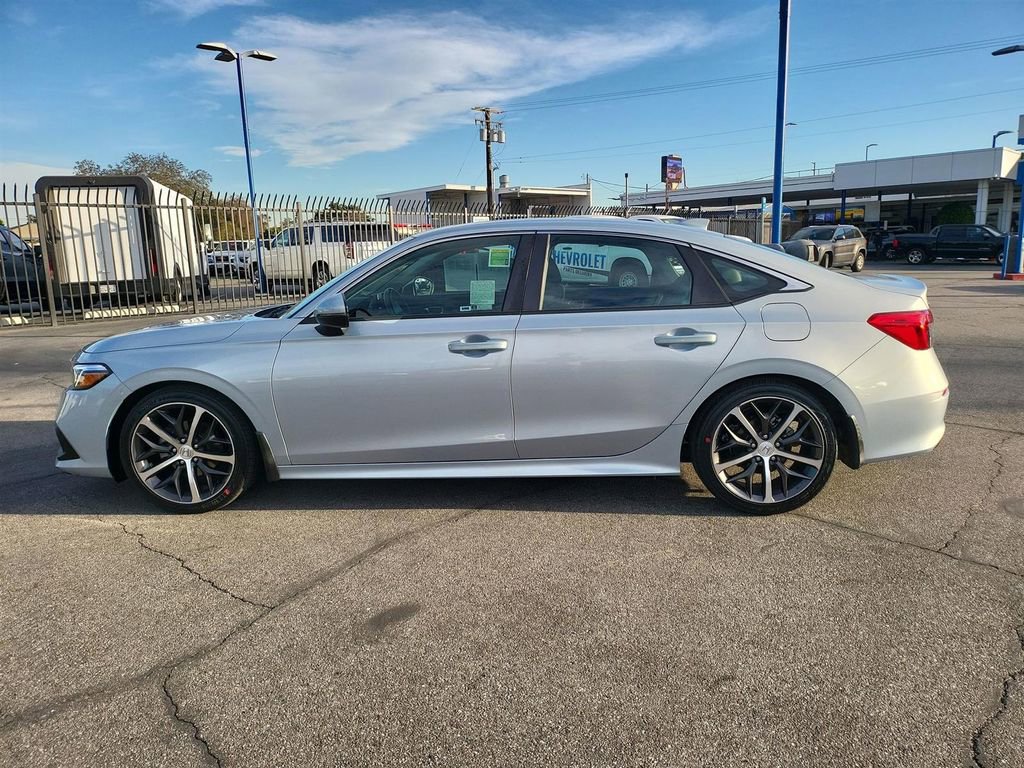 Used 2022 Honda Civic Touring image 32