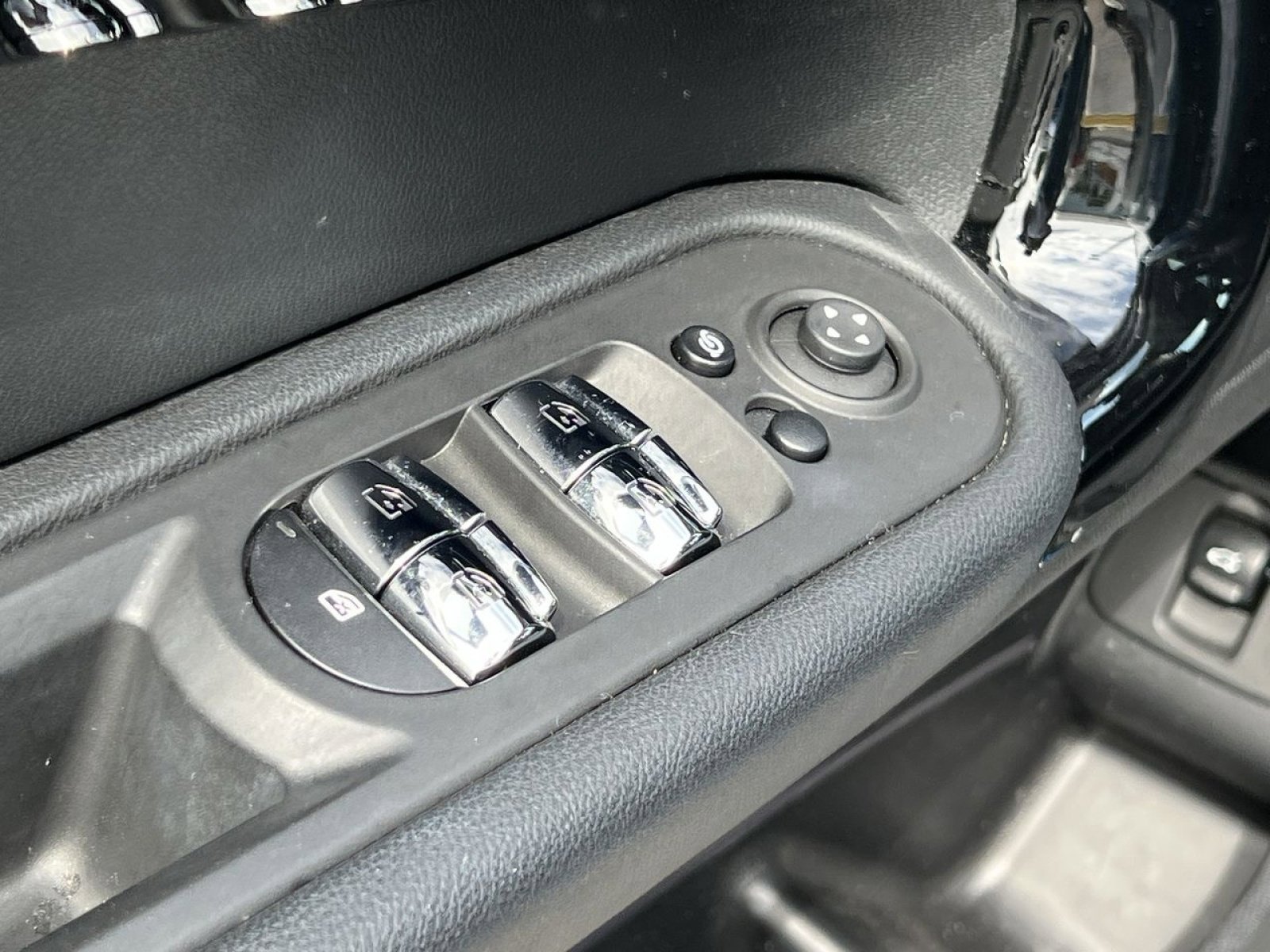 Used 2024 MINI Cooper Countryman S FWD image 16