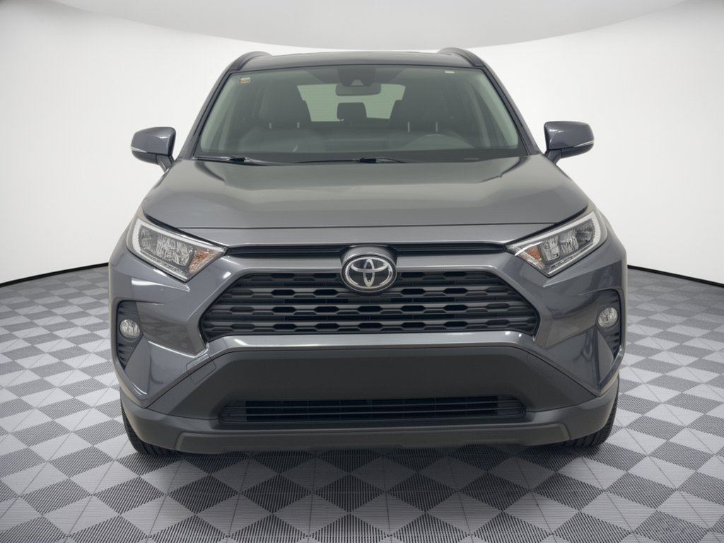 Used 2019 Toyota RAV4 XLE Premium FWD image 6