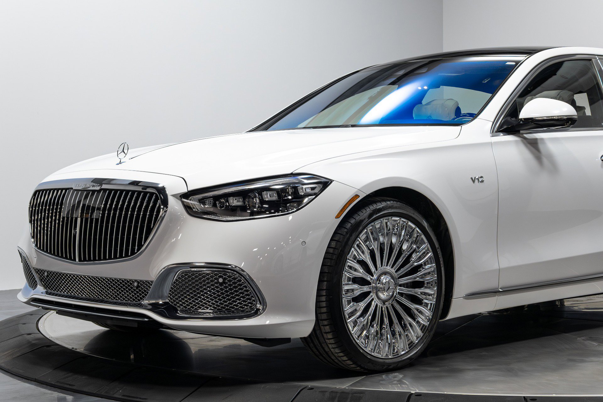 Used 2024 Mercedes-Benz Maybach S 680 Maybach S 680 4MATIC image 4