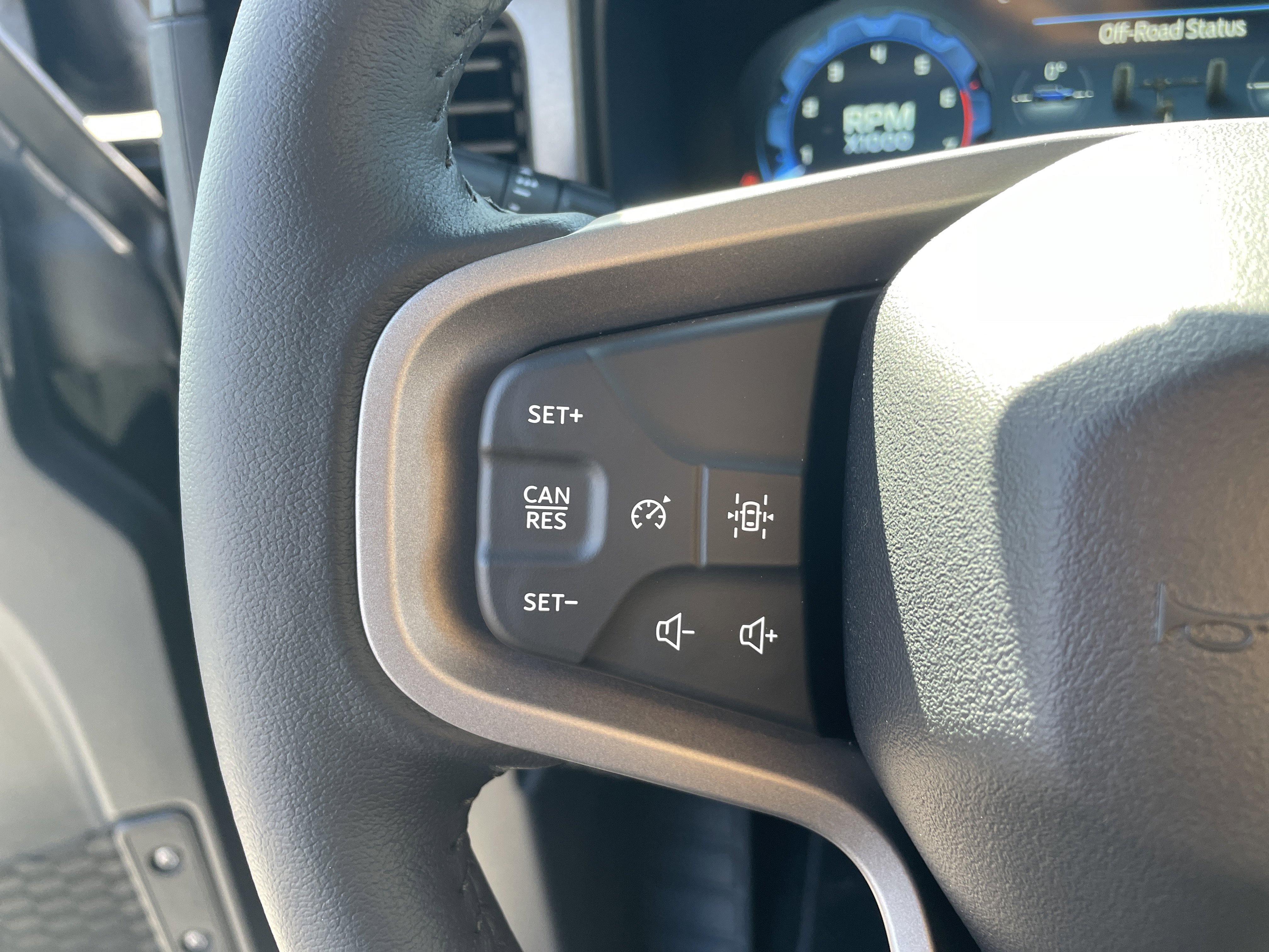 New 2025 Ford Bronco Badlands image 18