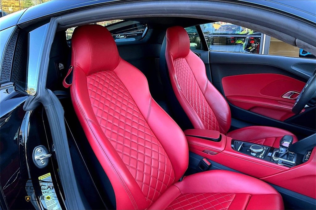 Used 2020 Audi R8 V10 performance image 9