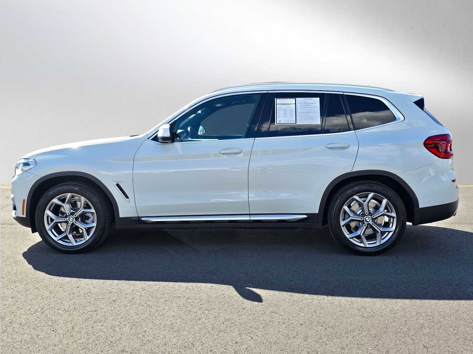 Used 2021 BMW X3 sDrive30i w/ Convenience Package RWD image 6
