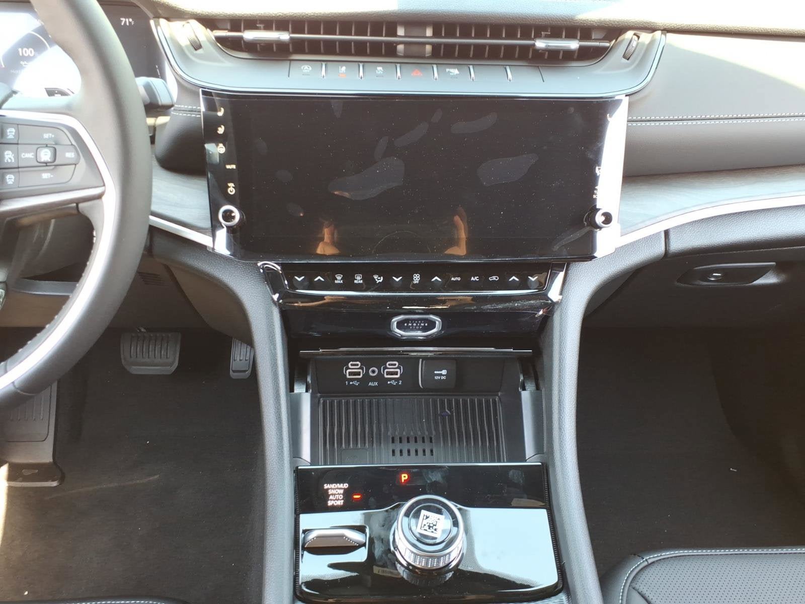 New 2026 Jeep Grand Cherokee Limited AWD/4WD image 12