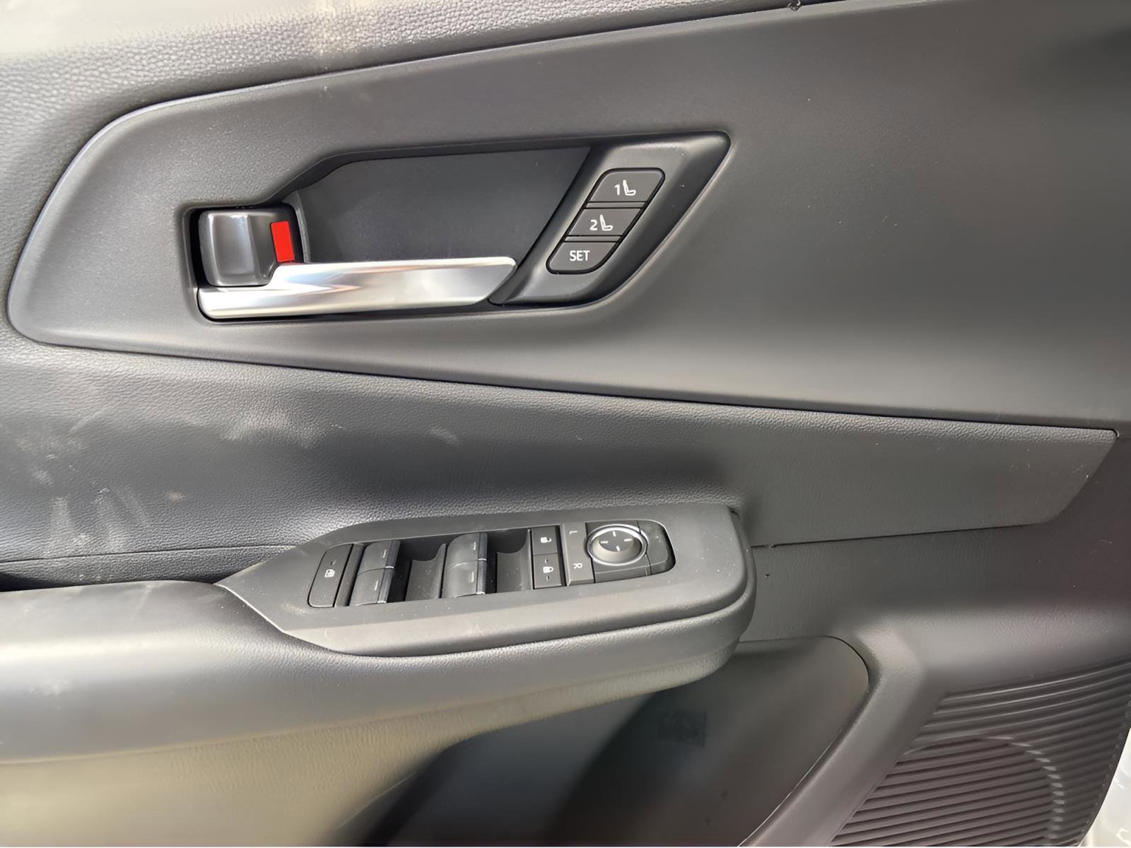 New 2026 Toyota Prius Plug-In Hybrid image 25