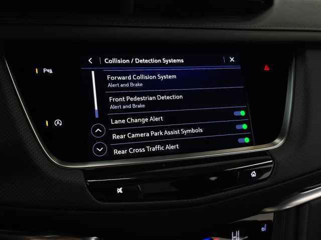 New 2025 Cadillac XT5 Premium Luxury w/ LPO, Floor Liner Package image 22