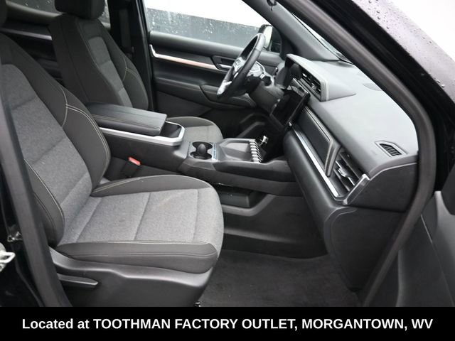 Used 2025 GMC Terrain Elevation image 8