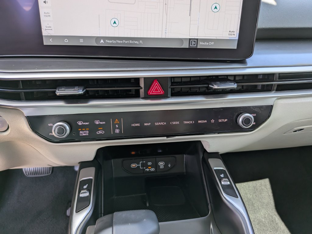 Certified 2026 Kia Sorento EX AWD/4WD image 28