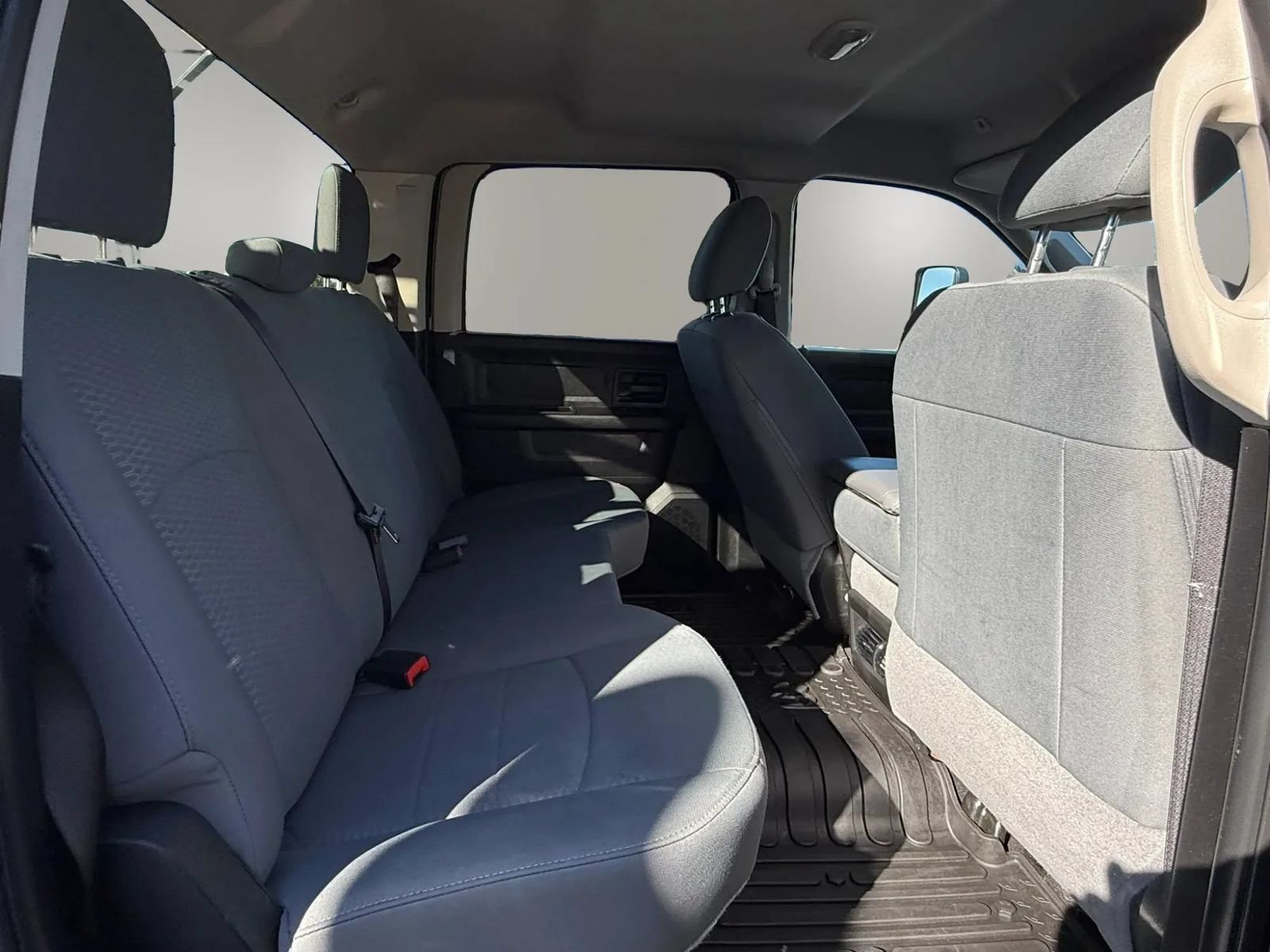 Used 2018 RAM 3500 Tradesman w/ Chrome Appearance Group AWD/4WD image 52