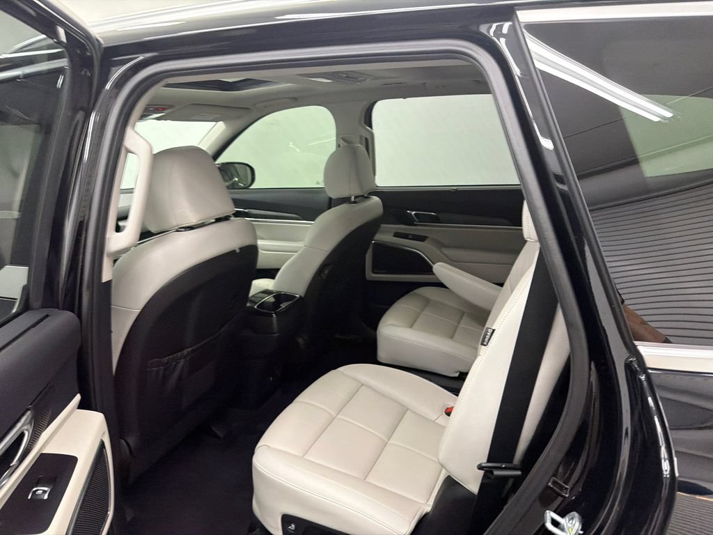 Used 2023 Kia Telluride SX FWD image 23