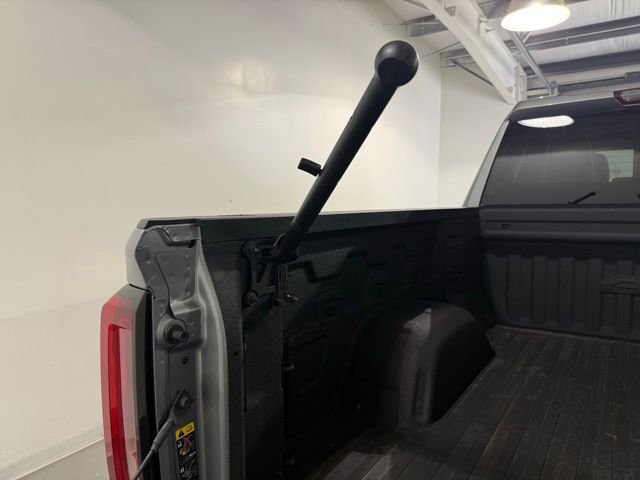 Used 2023 GMC Sierra 1500 AT4X image 12