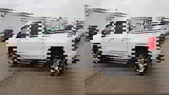 Used 2018 Chevrolet Silverado 1500 LTZ w/ Sport Package image 38