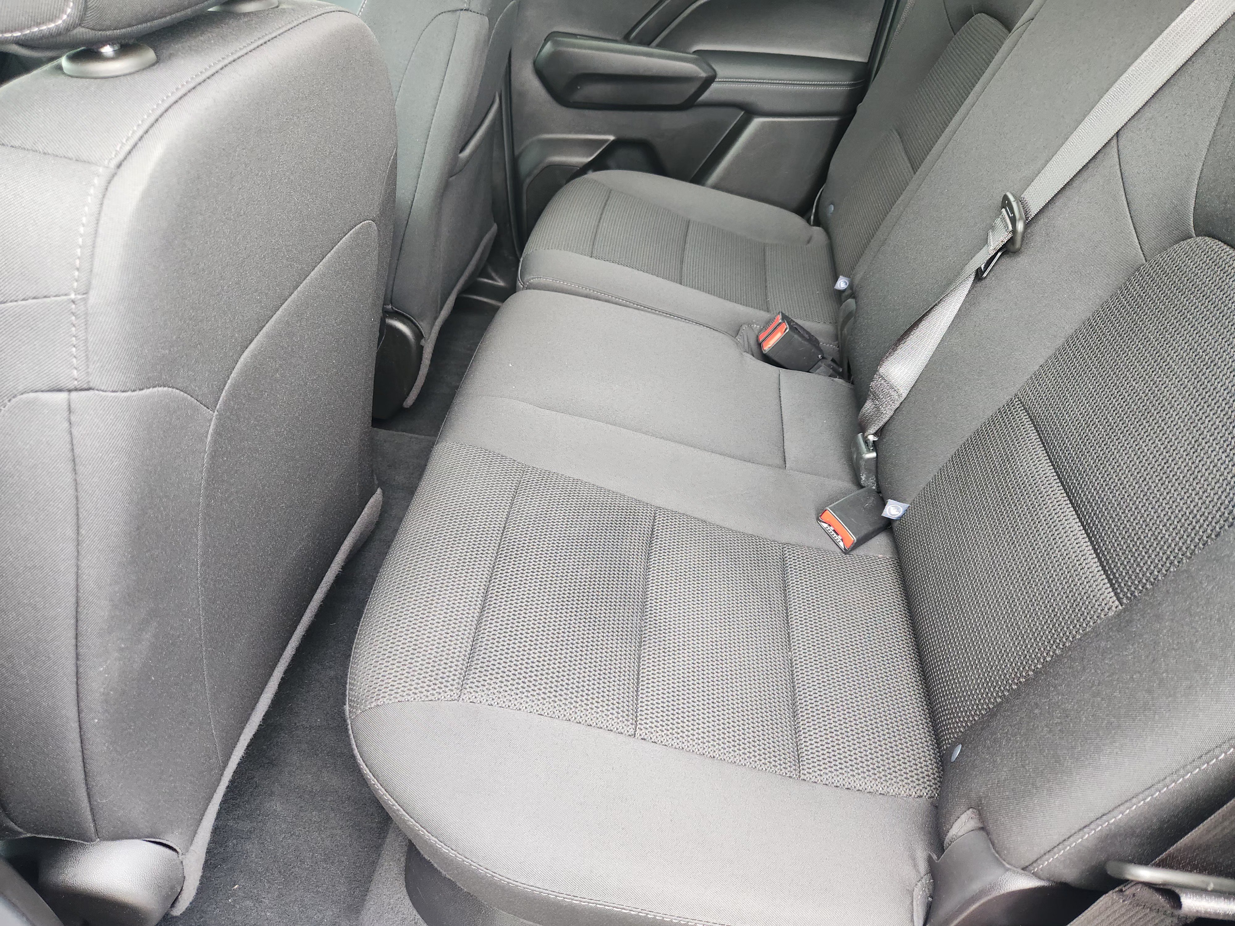 Used 2024 Chevrolet Colorado LT w/ LT Convenience Package II RWD image 29