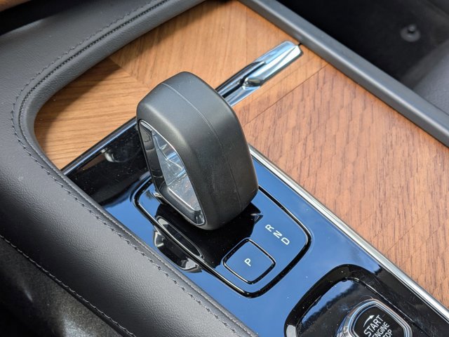 Used 2023 Volvo XC90 T8 Plus w/ Protection Package Premier image 12
