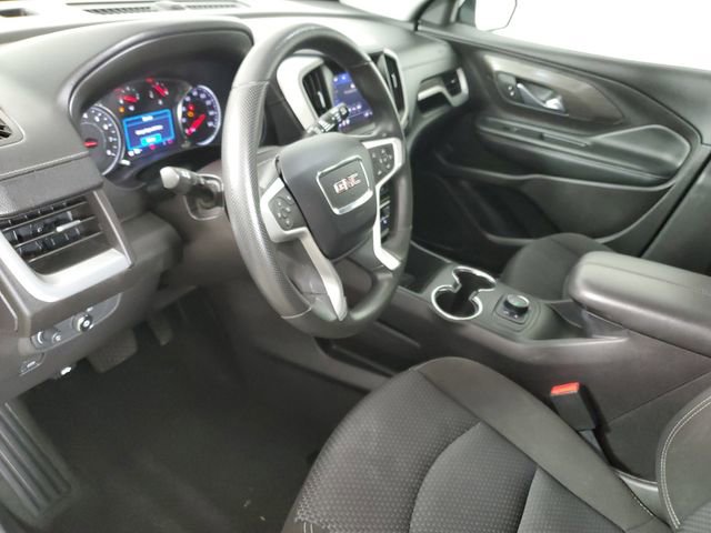 Used 2024 GMC Terrain SLE image 20