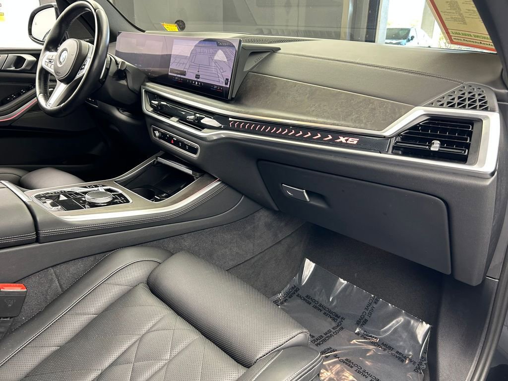 Used 2024 BMW X5 sDrive40i w/ M Sport Package image 49