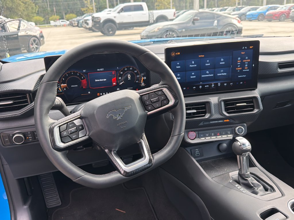 Used 2025 Ford Mustang Coupe RWD image 10