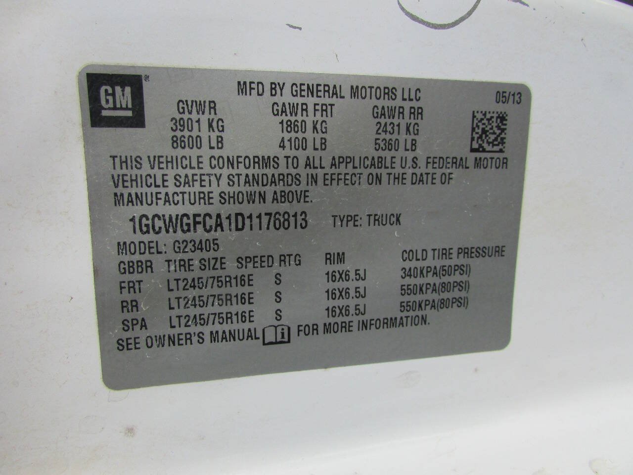 Used 2013 Chevrolet Express 2500 RWD image 21