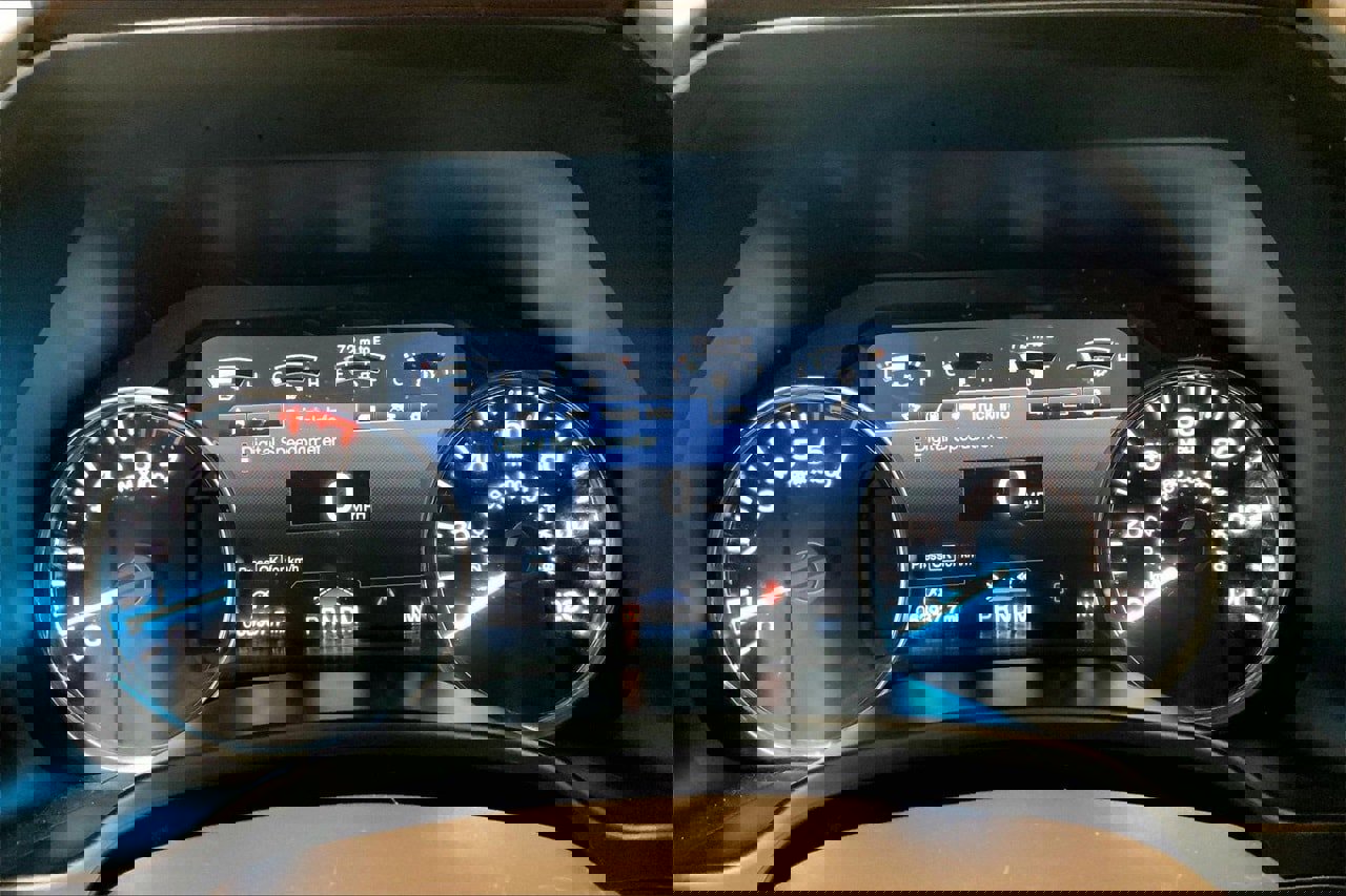 Used 2019 Ford F150 Lariat w/ Equipment Group 502A Luxury image 18