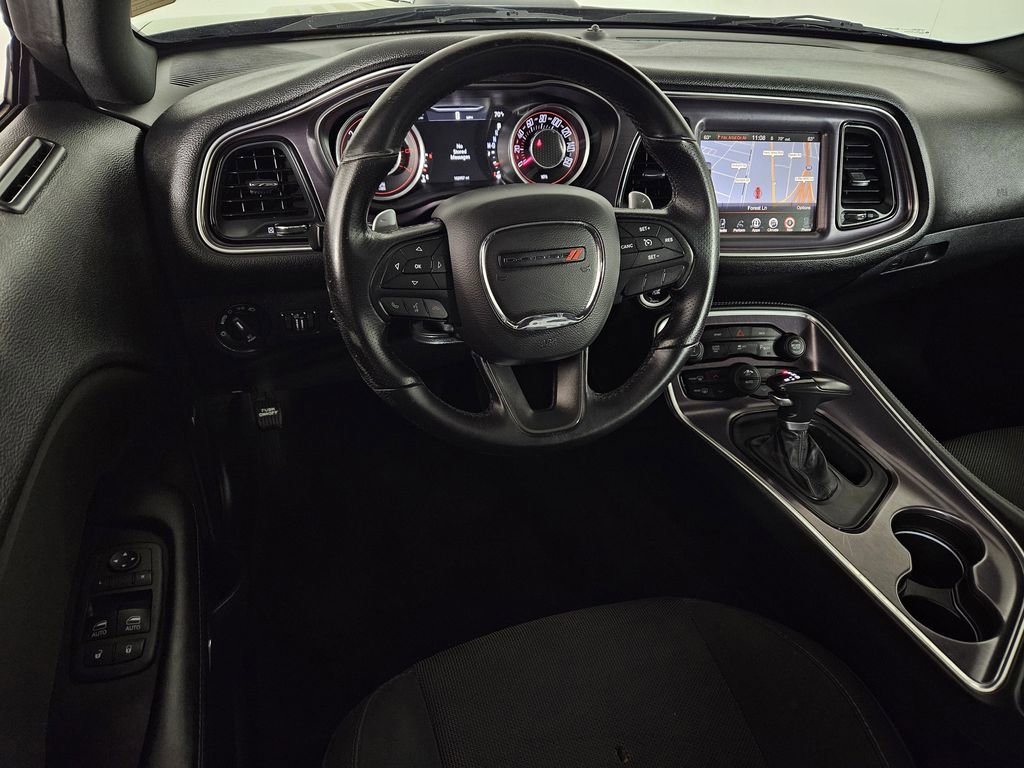 Used 2016 Dodge Challenger R/T RWD image 8