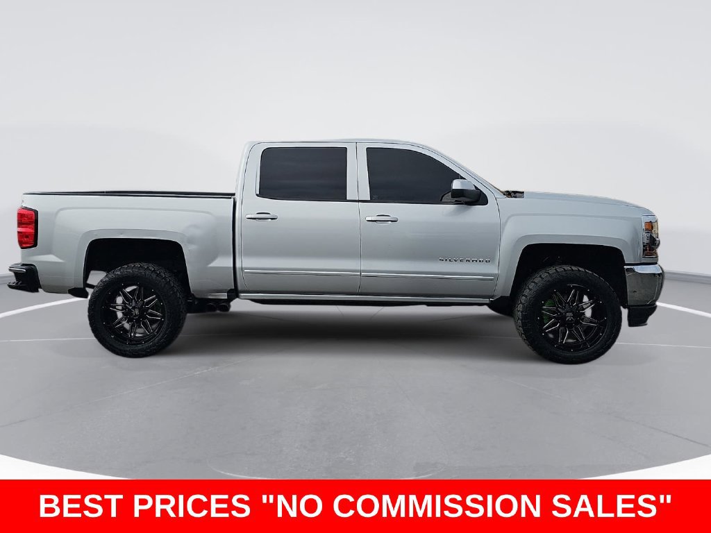 Used 2018 Chevrolet Silverado 1500 LT w/ LT Eassist Package RWD image 2