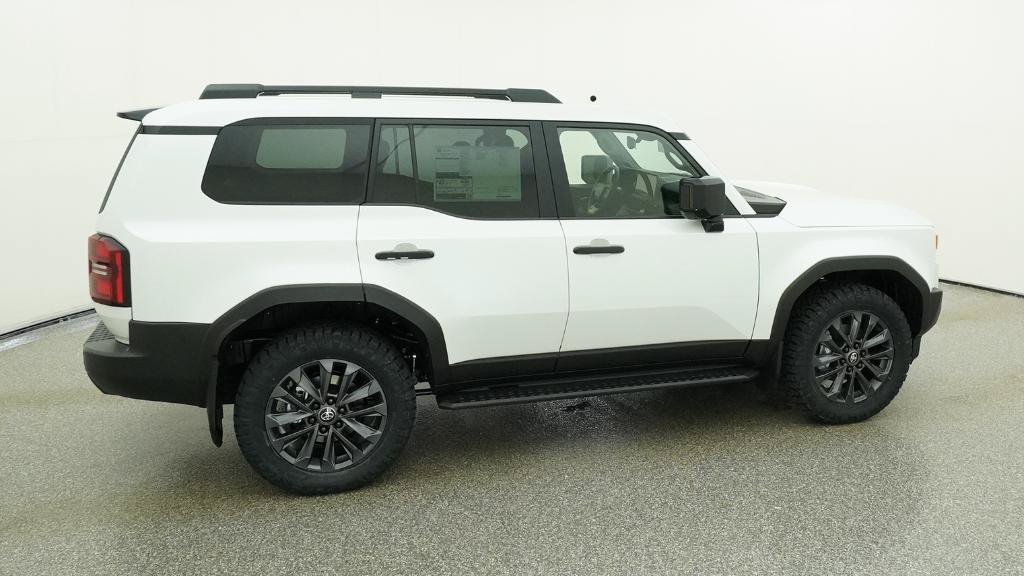 New 2027 Toyota XLT RWD image 13
