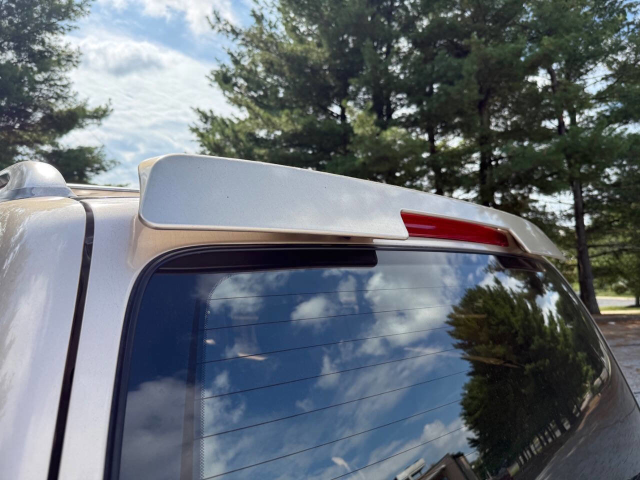 Used 2001 Lexus LX 470 4WD image 24