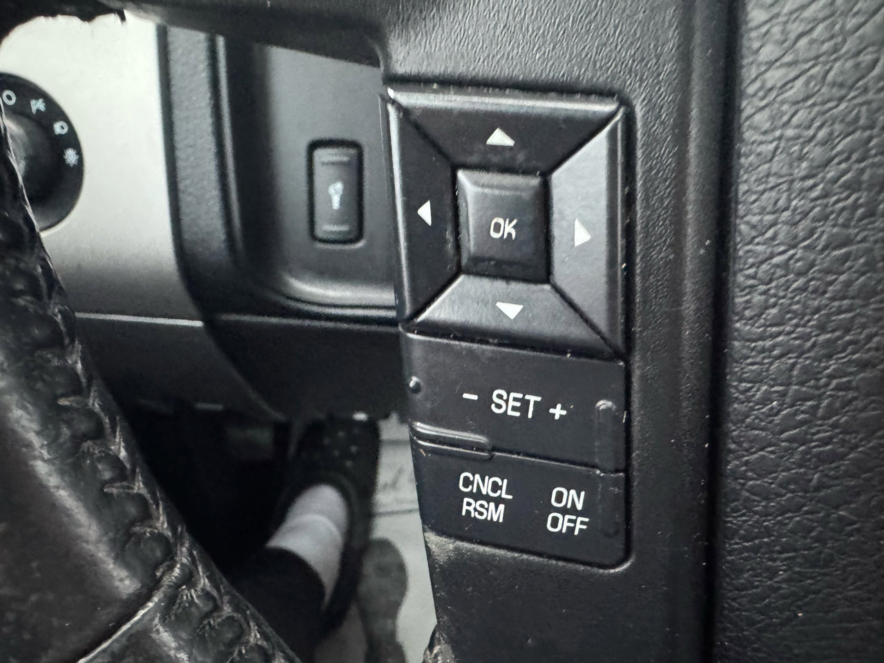 Used 2017 Ford Expedition XLT image 18