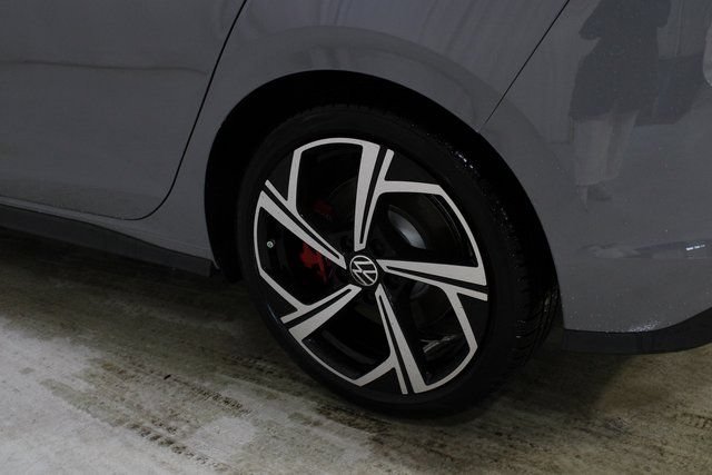 New 2026 Volkswagen GTI SE FWD image 31