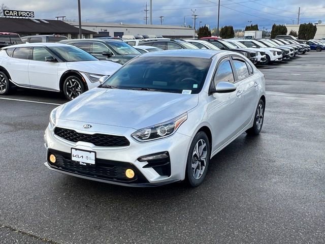 Used 2020 Kia Forte LXS image 3
