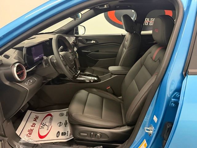 New 2026 Chevrolet Trax RS w/ Sunroof Package FWD image 6
